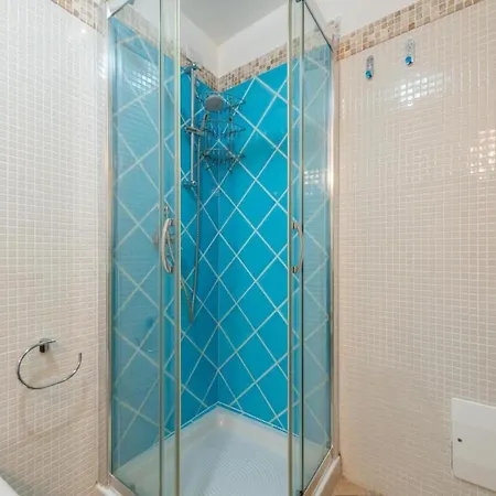 Villa Simonetta N9 度假居
