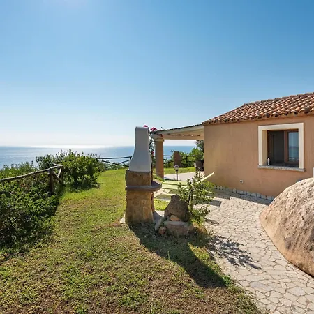 Villa Simonetta N9 度假居 *